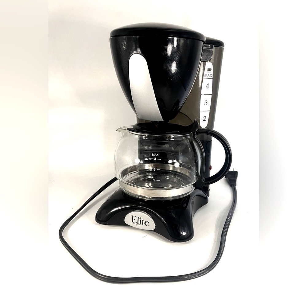 Elite by Maxi-Matic 4 Cup Personal Coffee Maker GUC Desk Dorm RV Drip Pause